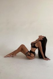 Фотография номер 3 - Асоль, 20 лет