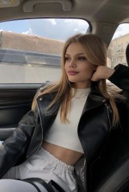 Фотография номер 2 - Лесечка, 18 лет