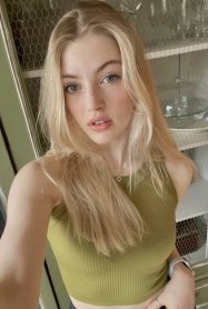 Фотография номер 4 - Оксана 22, 22 года