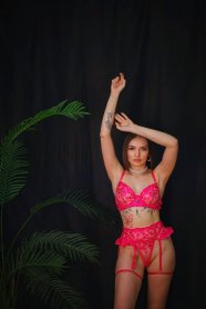 Фотография номер 2 - Анна, 23 года