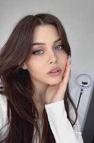 Фотография номер 2 - Эля, 19 лет